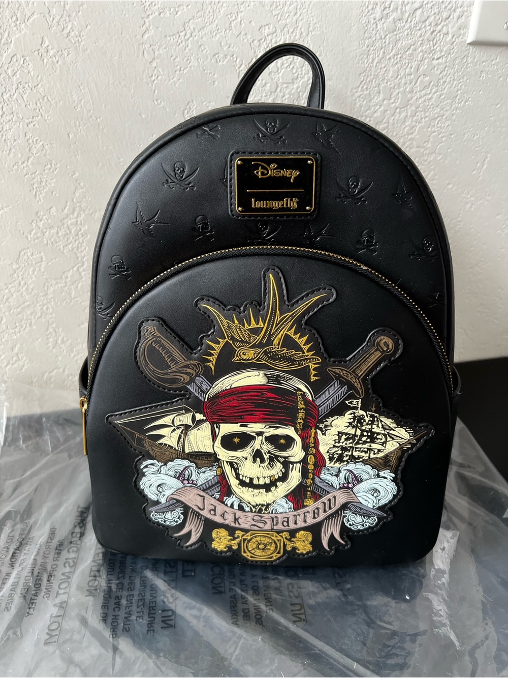 Loungefly Disney Pirates of the Caribbean Jack Sparrow Skull Mini Backpack NWT